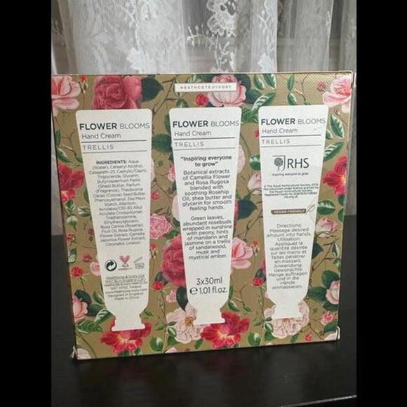 Heathcote & Ivory Flower Blooms Hand Cream Gift Set (3-Pack) [COPY] - Picture 2 of 2